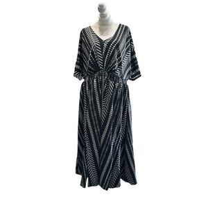 BloomChic Black and White Chevron Midi Dress